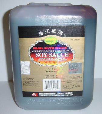 珠江橋牌草菇老抽 12×1.8L (5 lb.)